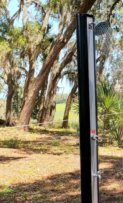 Secluded Tiny House By The Marsh With Hunting Island Beach Pass Frogmore 외부 사진